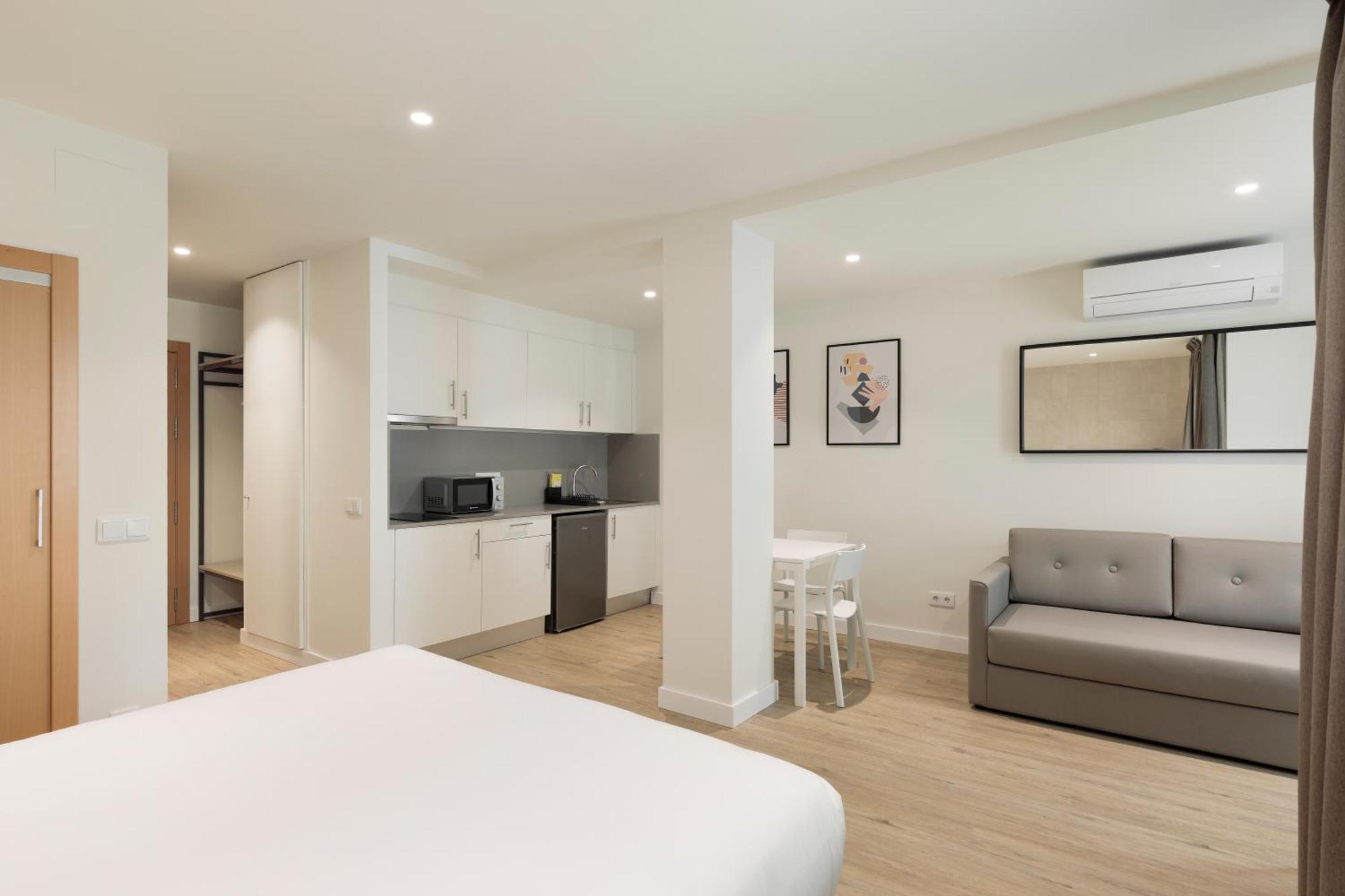 Aparthotel Xic Платья-де-Аро Экстерьер фото